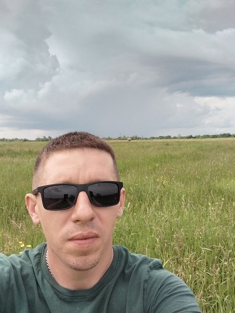  46617444  , 34 ,    