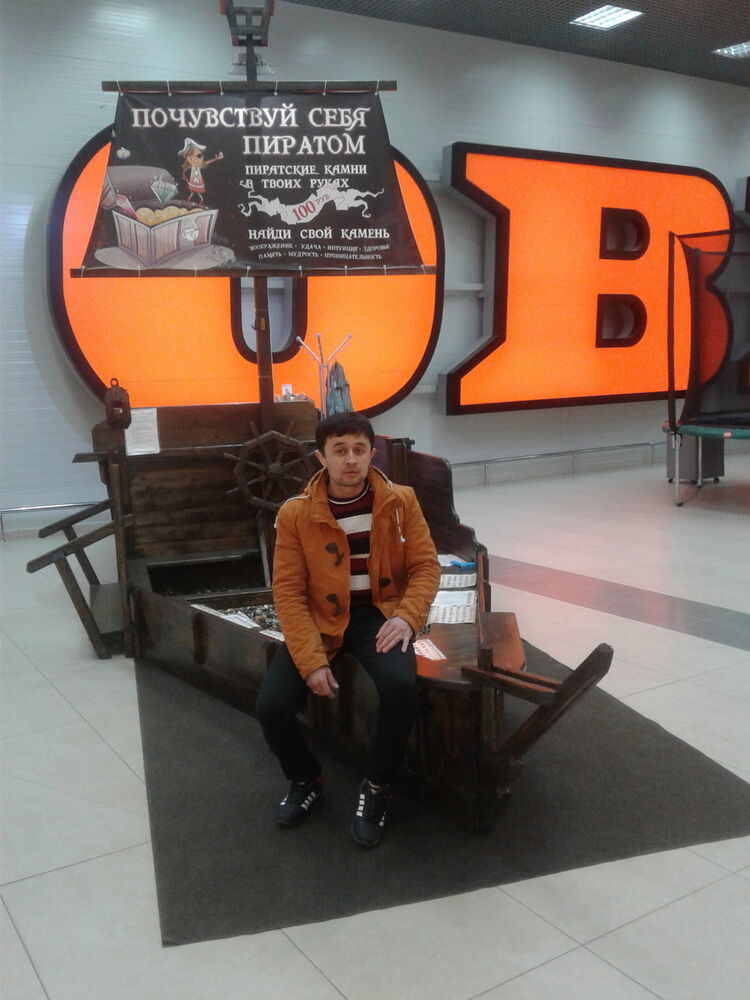  9213404  Zafik, 38 ,    
