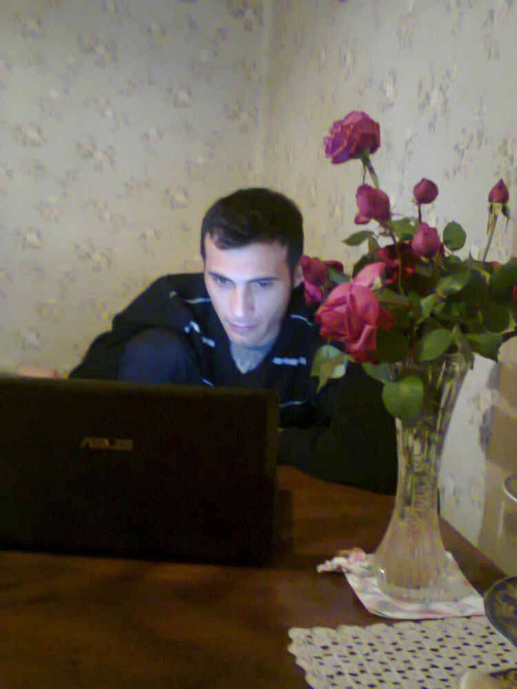 ,   Gio, 45 ,   
