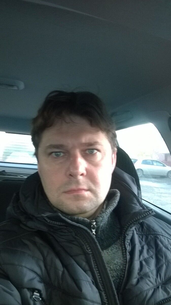  8027494  Victor, 49 ,    