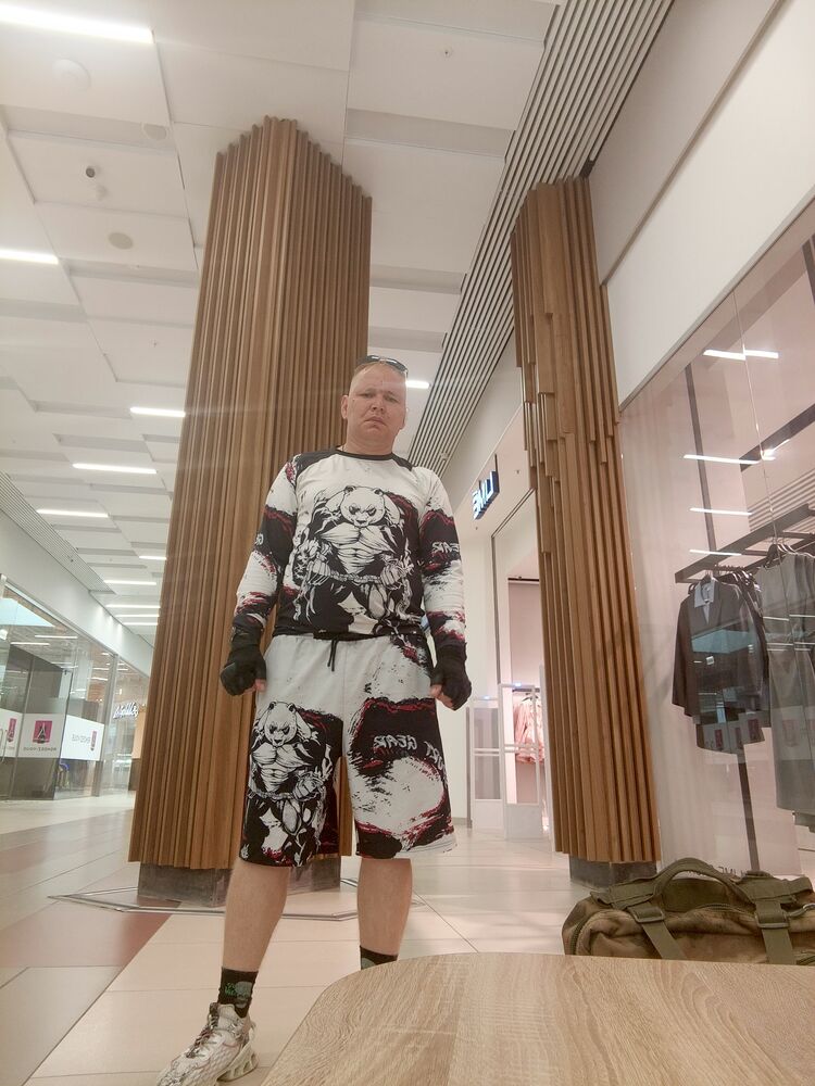  53522584  Georgiy, 38 ,    