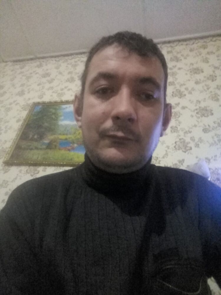  --,   , 42 ,   