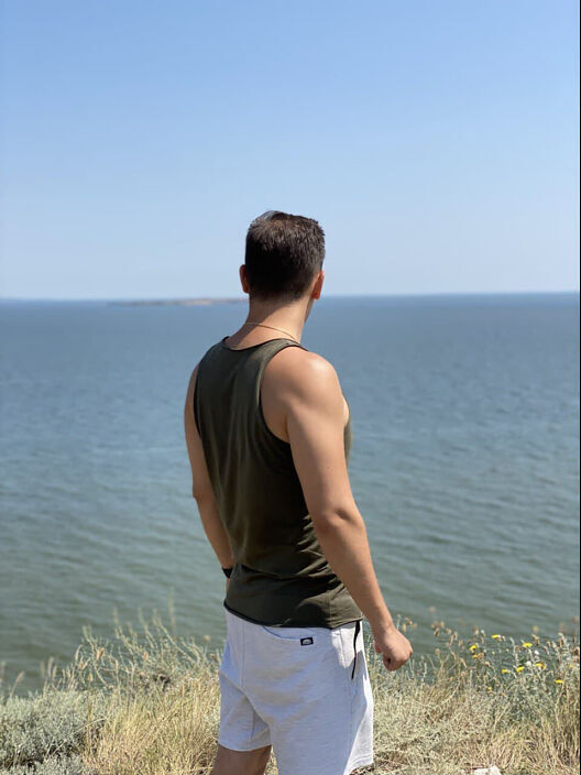  ,   Vlad, 33 ,  
