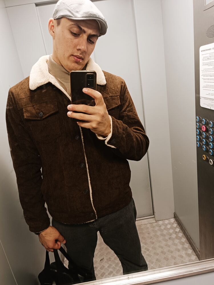 ���� 38745834 ����� ��������, 23 ����, ���� ���������� � �����-����������