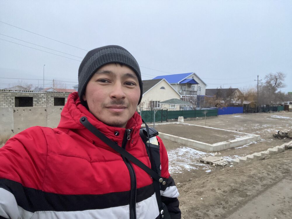  ,   Gassyrbek, 25 ,   ,   , c 