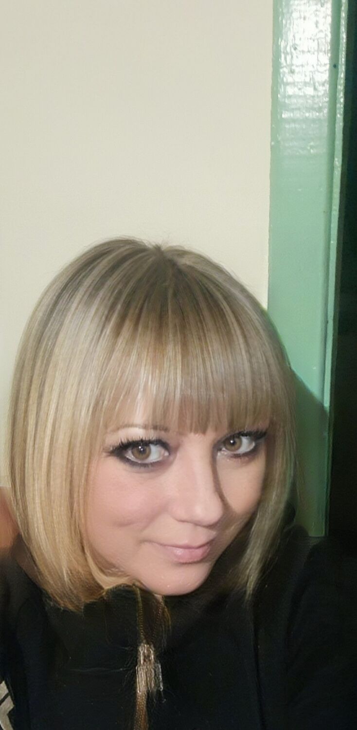  ,   Irinka, 42 ,   