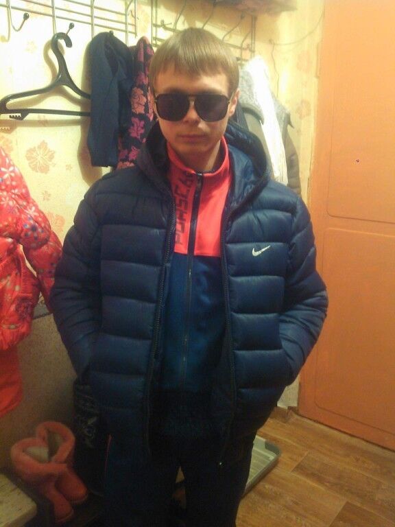  ,   Viktor, 31 ,   ,   , c 