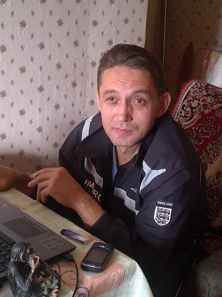  10226644  Rus, 52 ,    