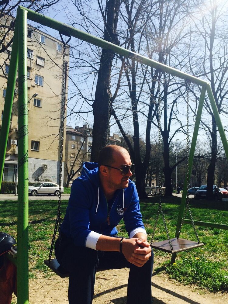  10435134  Petar, 46 ,    