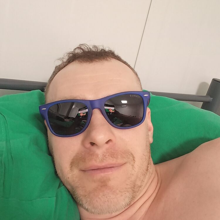  42207184  , 39 ,    