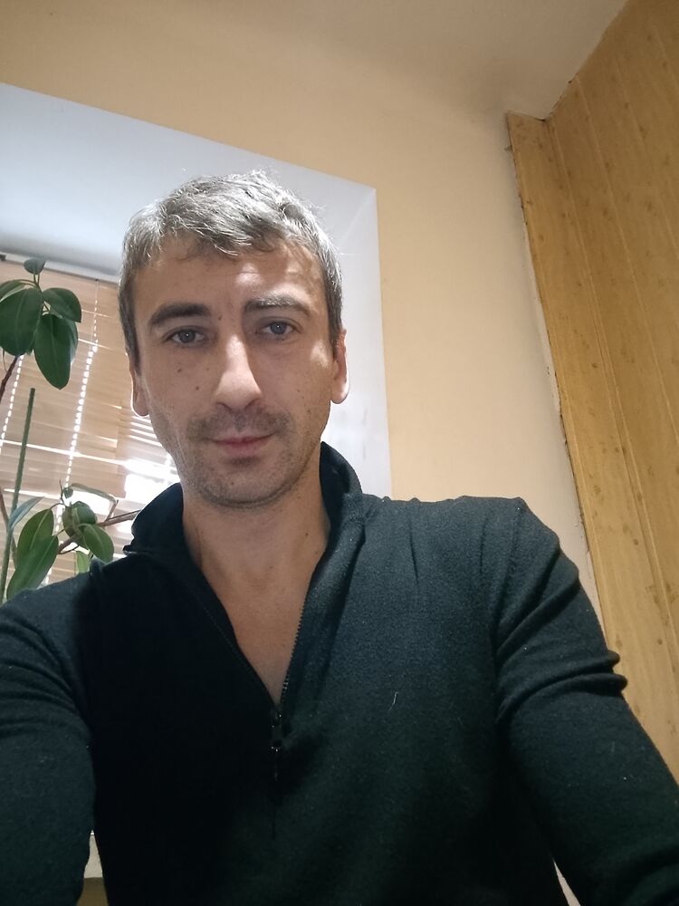  49125434  Roma, 44 ,    
