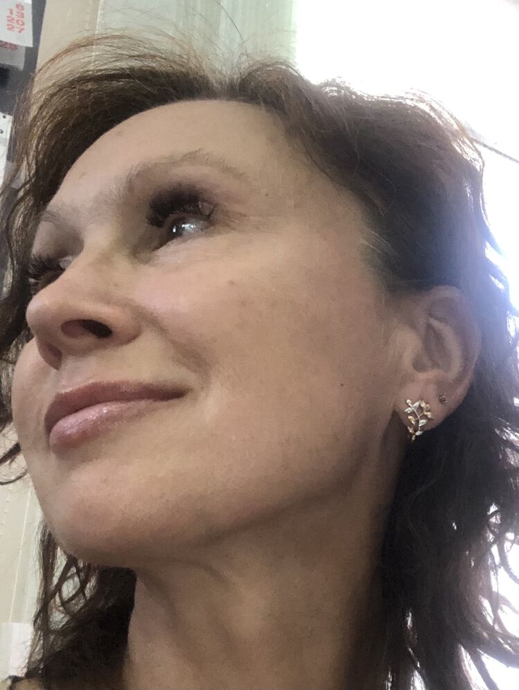  47614854   Julia, 50 ,    -