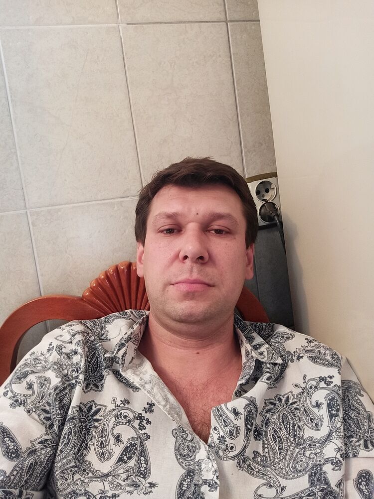 ,   Vitorio, 44 ,   ,   