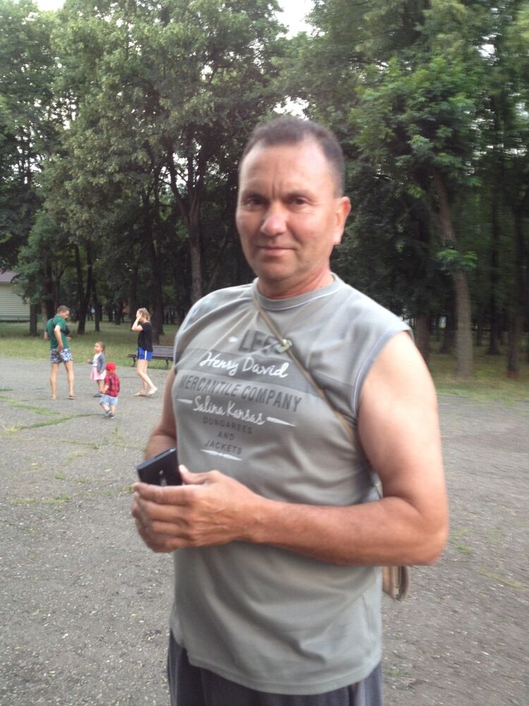  ,   Sergey, 62 ,   ,   , c 