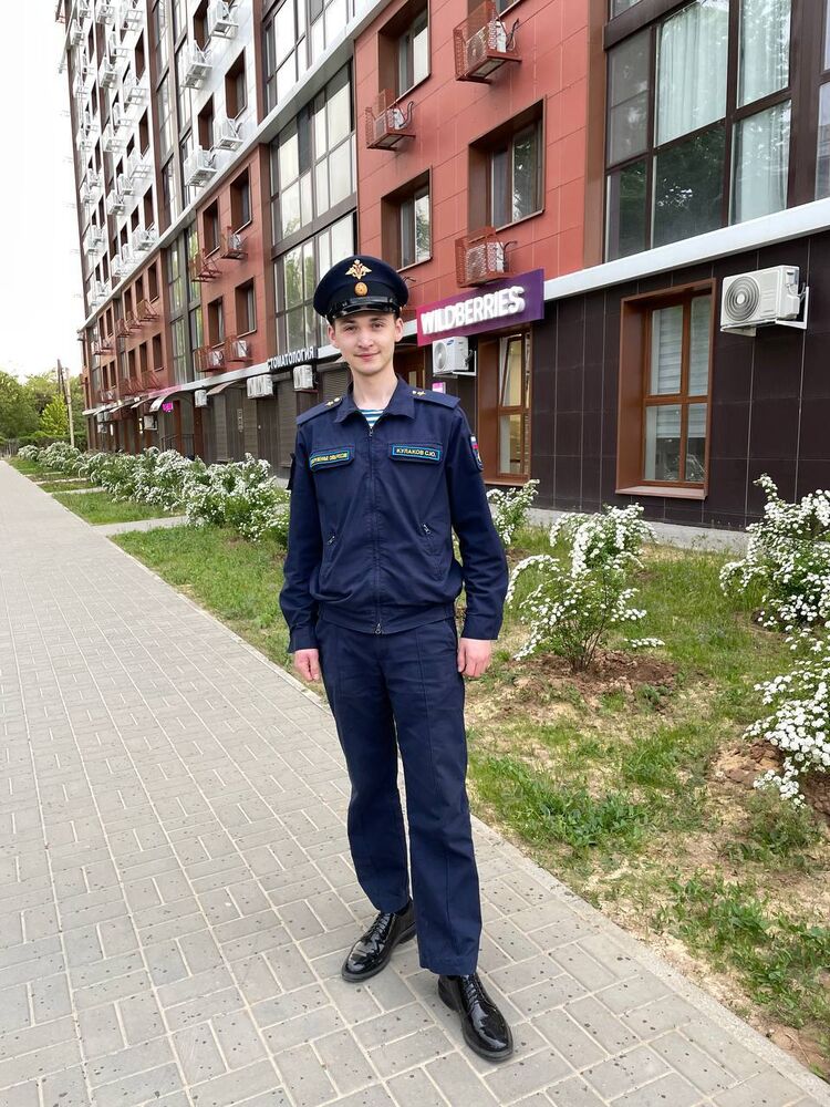  35192544  , 22 ,    