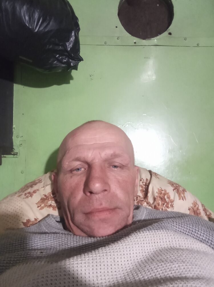  39283954  , 46 ,    
