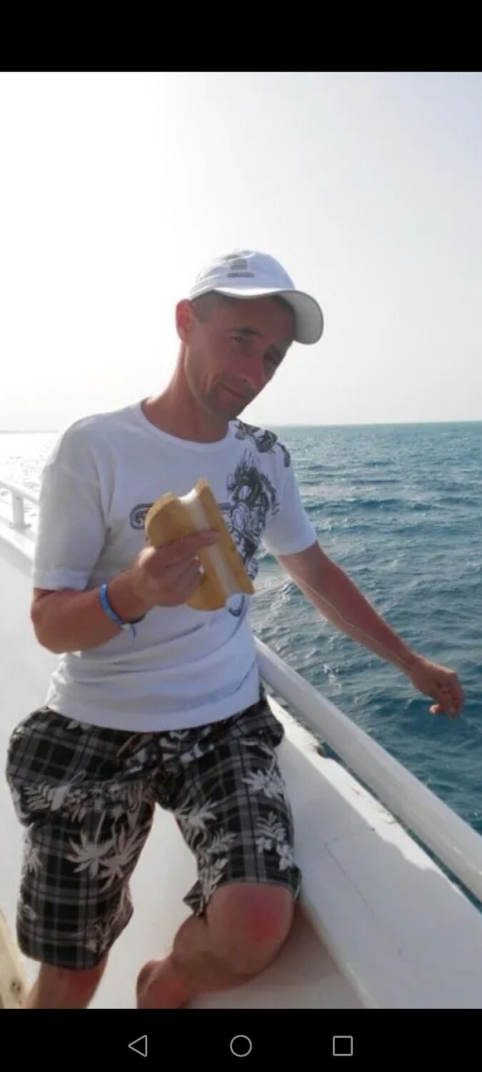 ,   Valeriy, 50 ,   ,   , c , 