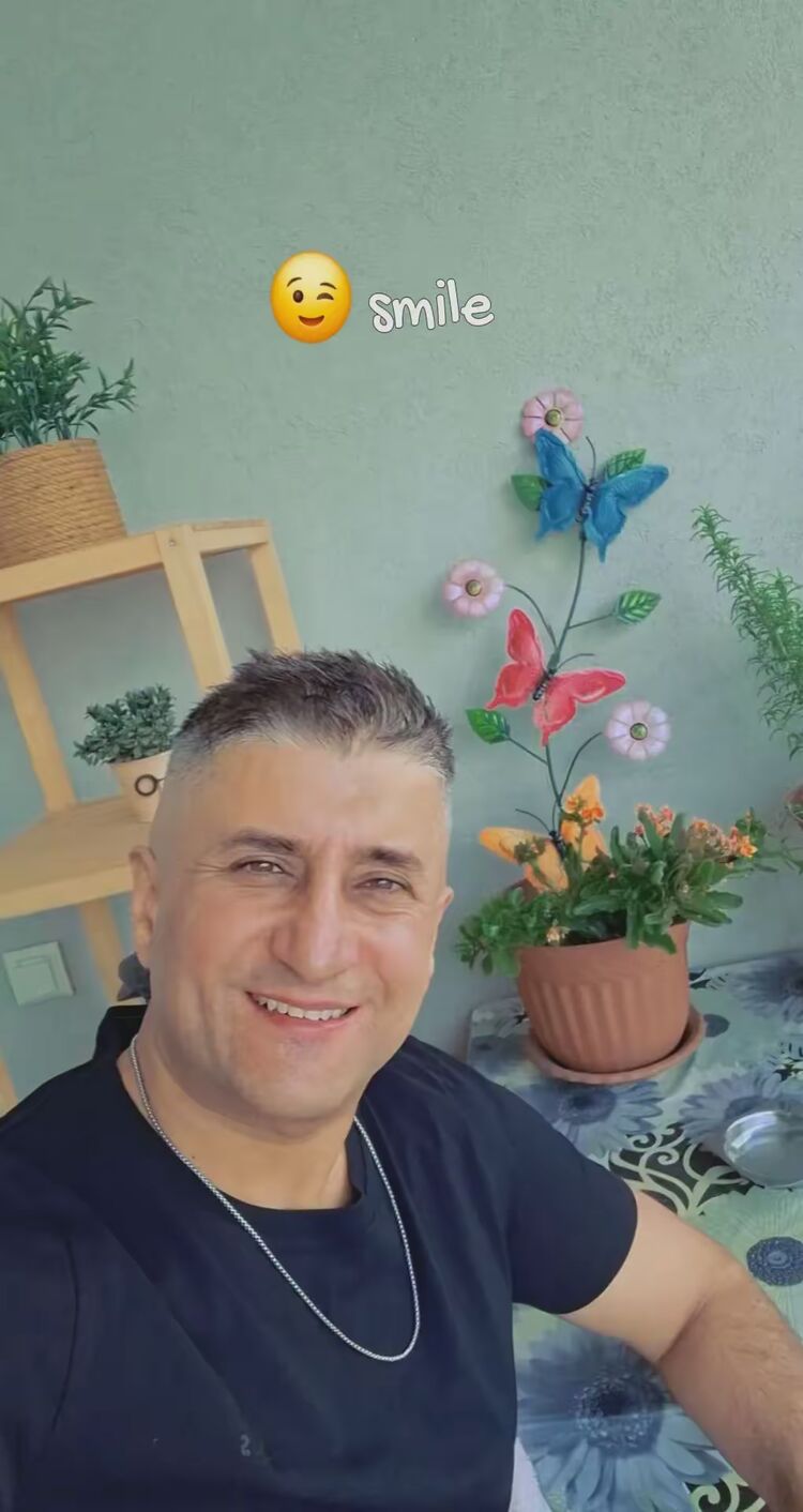  54416094  Alberto, 35 ,    