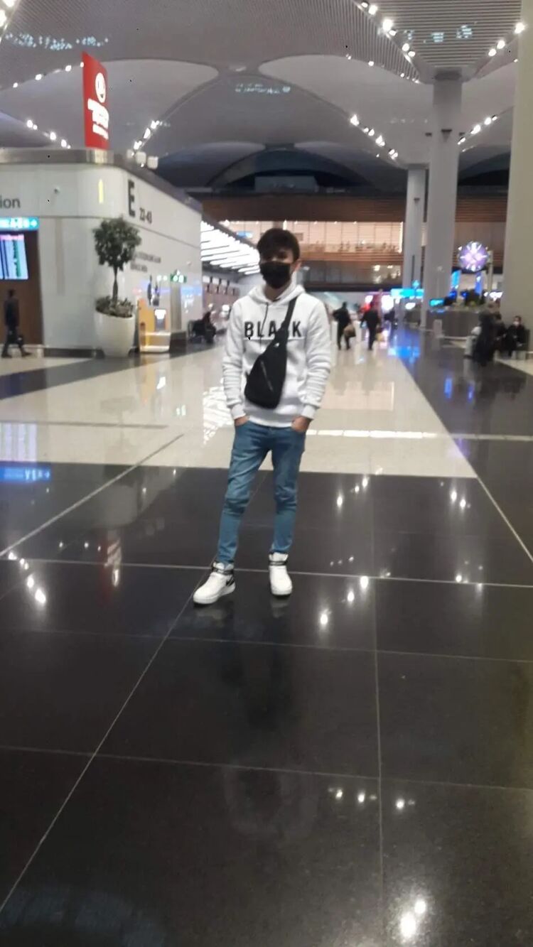  29324184  Ali, 25 ,    