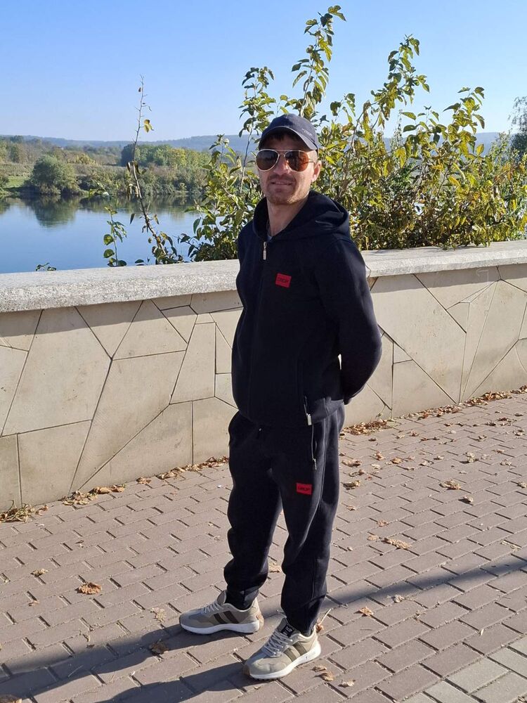 ���� 49047834 ������� Iura, 43 ����, ���� ���������� � ��������