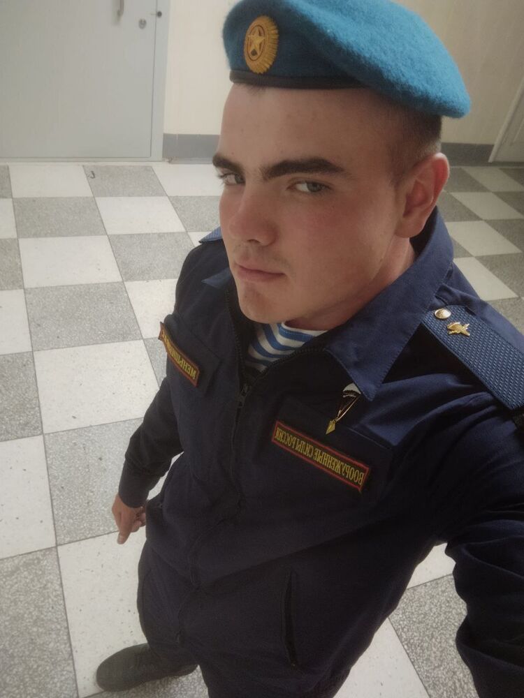  36856434  , 22 ,    