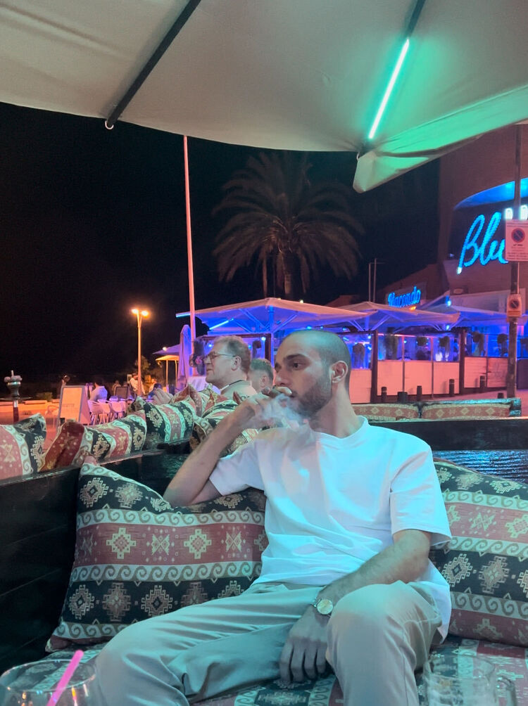  ,   Misha, 24 ,   ,   