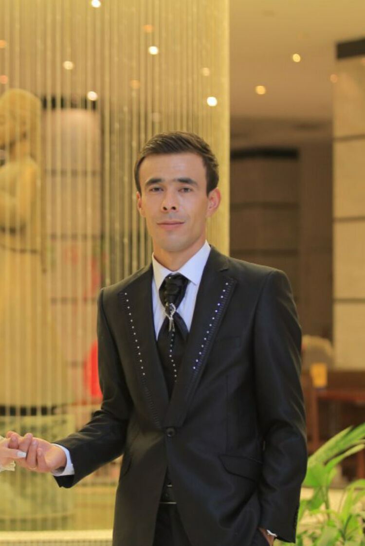  ,   Bahrom, 34 ,   ,   , c , 
