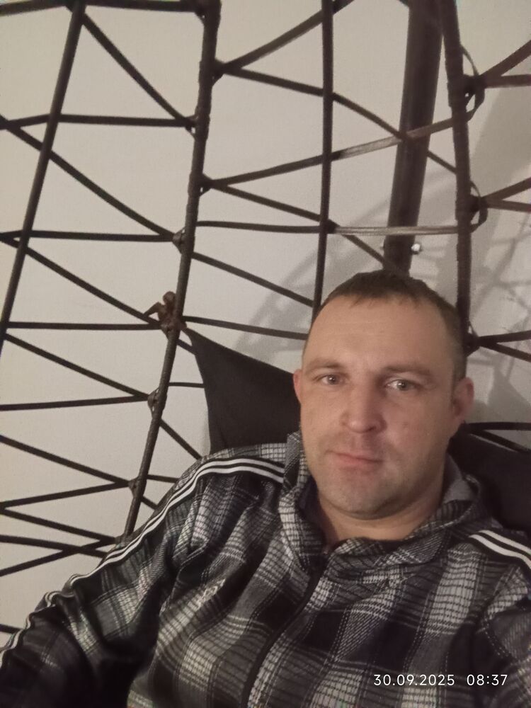  54523494  Denis, 37 ,    