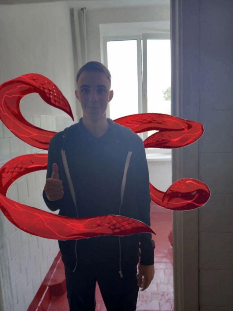  52516144  Mark, 19 ,    