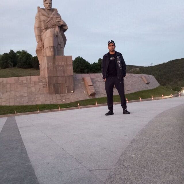  ,   Ali, 28 ,   ,   