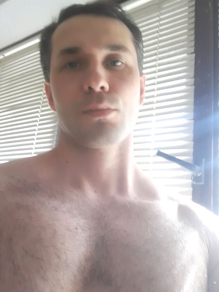  49686084  , 33 ,    