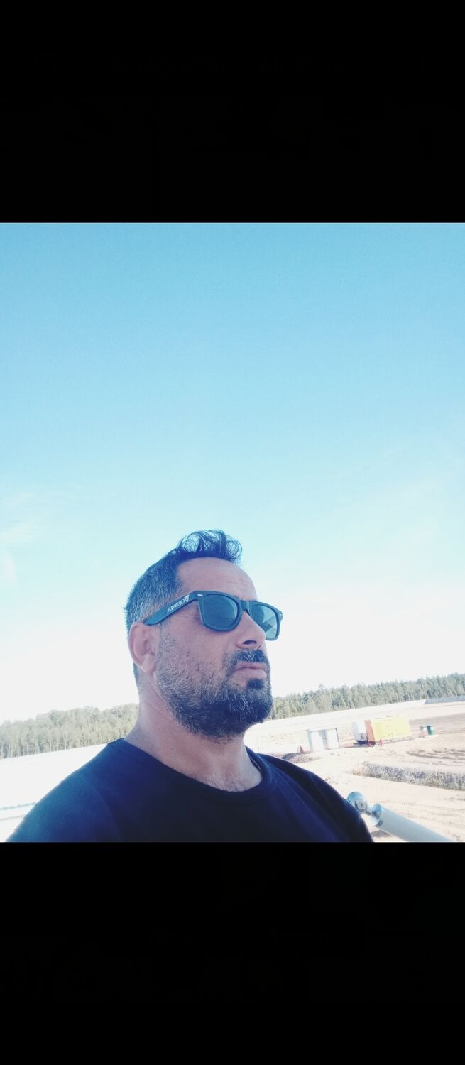  41216804  Olcay, 44 ,    -