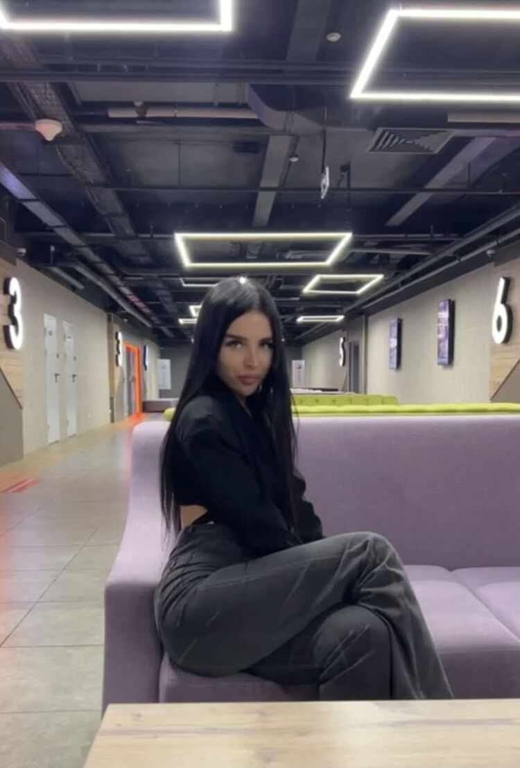  ,   Lubov, 32 ,   , c , 