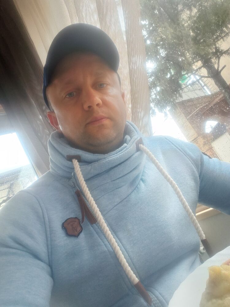  26388584  Dmitry, 42 ,    