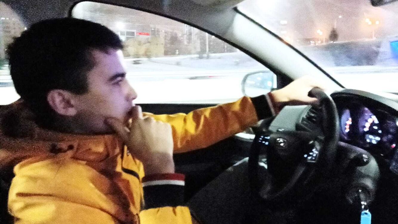  ,   Azat, 30 ,   ,   , c 