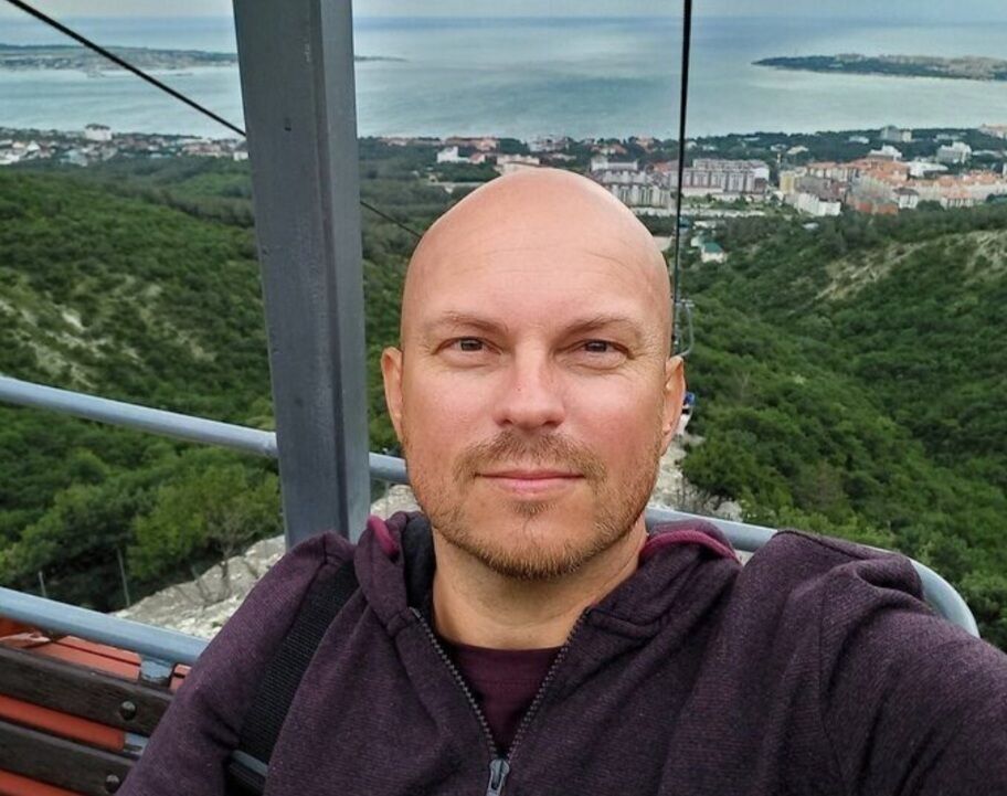  51489194  Pavel, 47 ,    