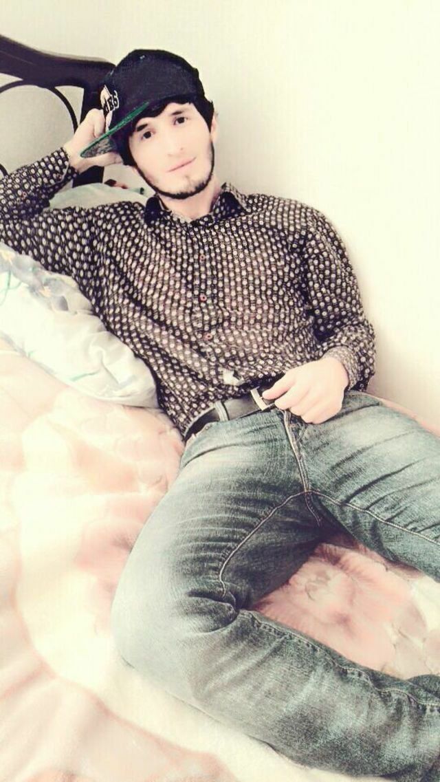  ,   Idris, 36 ,   ,   , c 