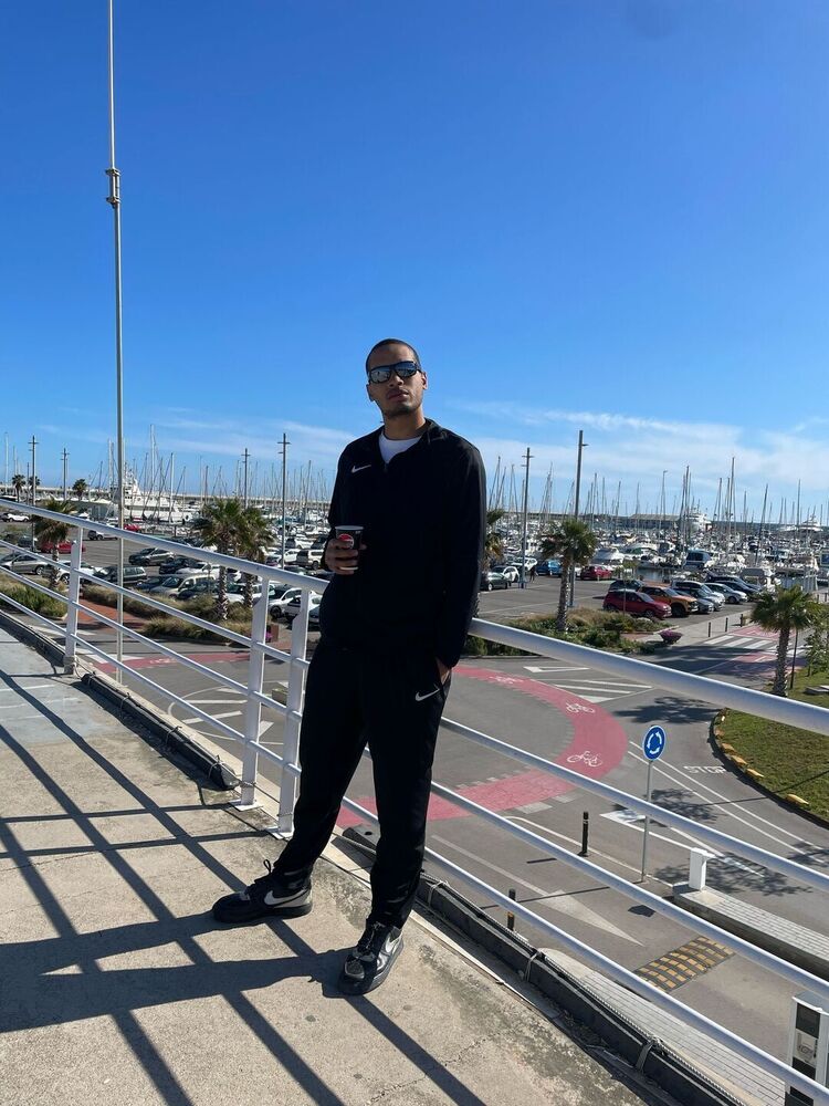  ,   Paolo Juarez, 27 ,   c 