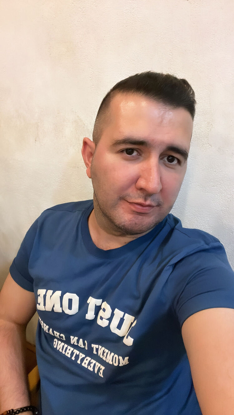 ,   Ugur, 36 ,   ,   , c 