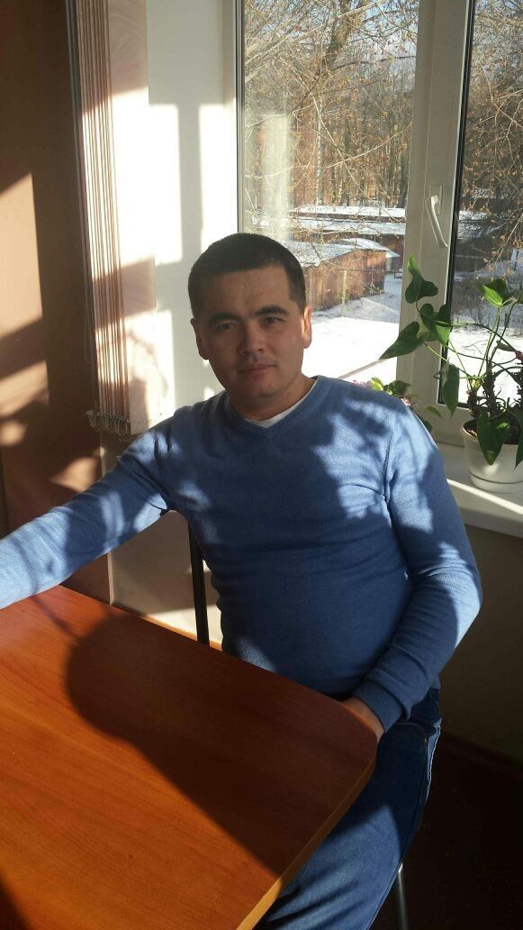  9310584  Slava, 32 ,    