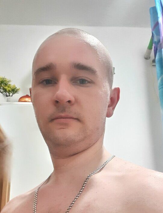  34026244  Nikita, 30 ,    