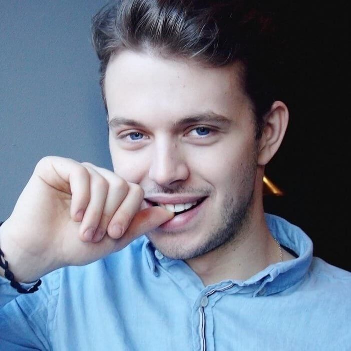  ,   Artyom, 25 ,  