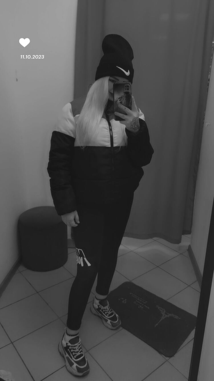  38548364  Nellya, 23 ,     