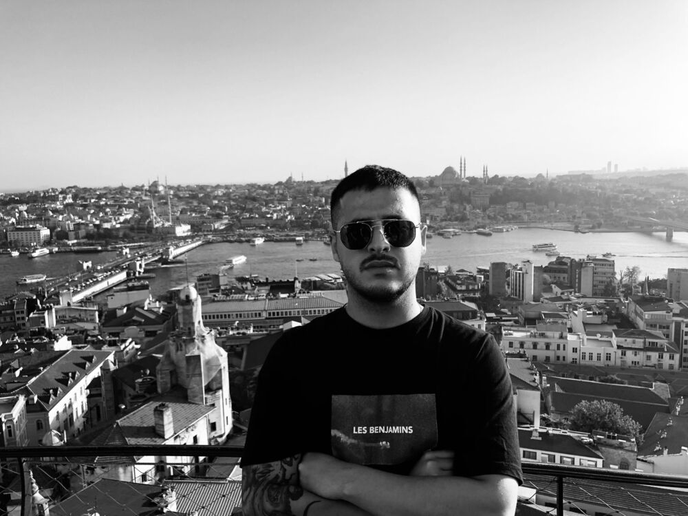  ,   Ilyas, 25 ,   ,   