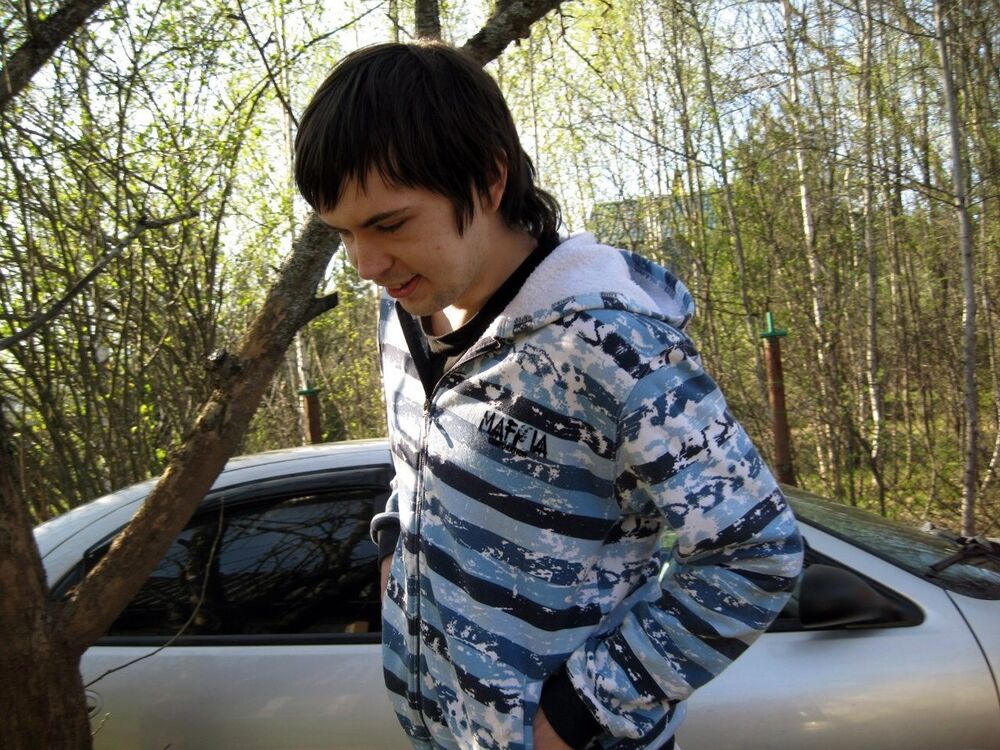  ,   Vasiliy, 32 ,  