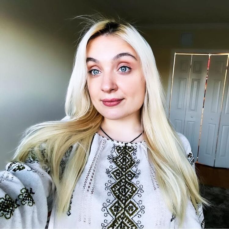  ,   Sophia, 26 ,   , 