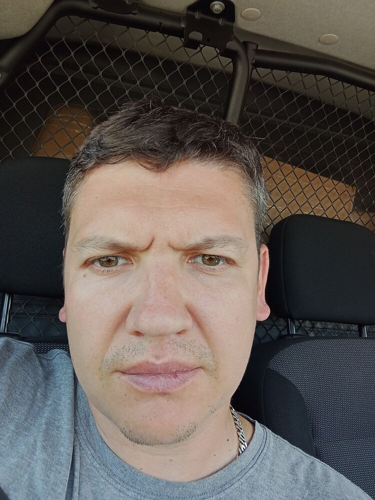  ,   Evgen, 40 ,   ,   