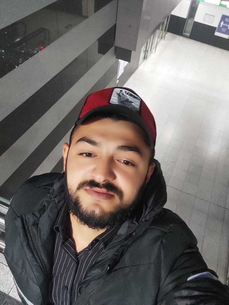  ,   Baxo, 28 ,   ,   