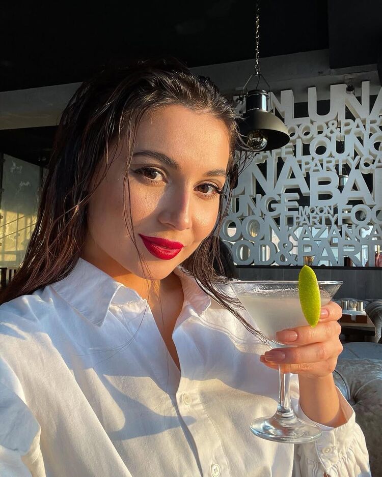  54621414  , 30 ,    Malaga