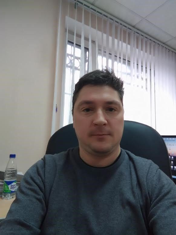  ,   Nik, 48 ,   